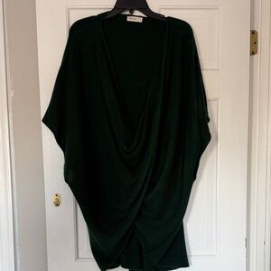 Chic Forest Green Women's Poncho